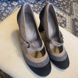 Aerosoles “Roller Rink” Suede Mary Jane Heels- Size 7 1/2